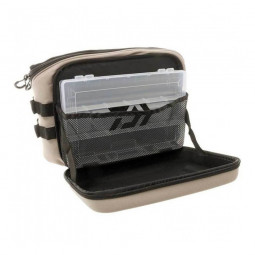 DAIWA Sling Tackle Tray Bag - vnútro prívlačovej tašky cez rameno